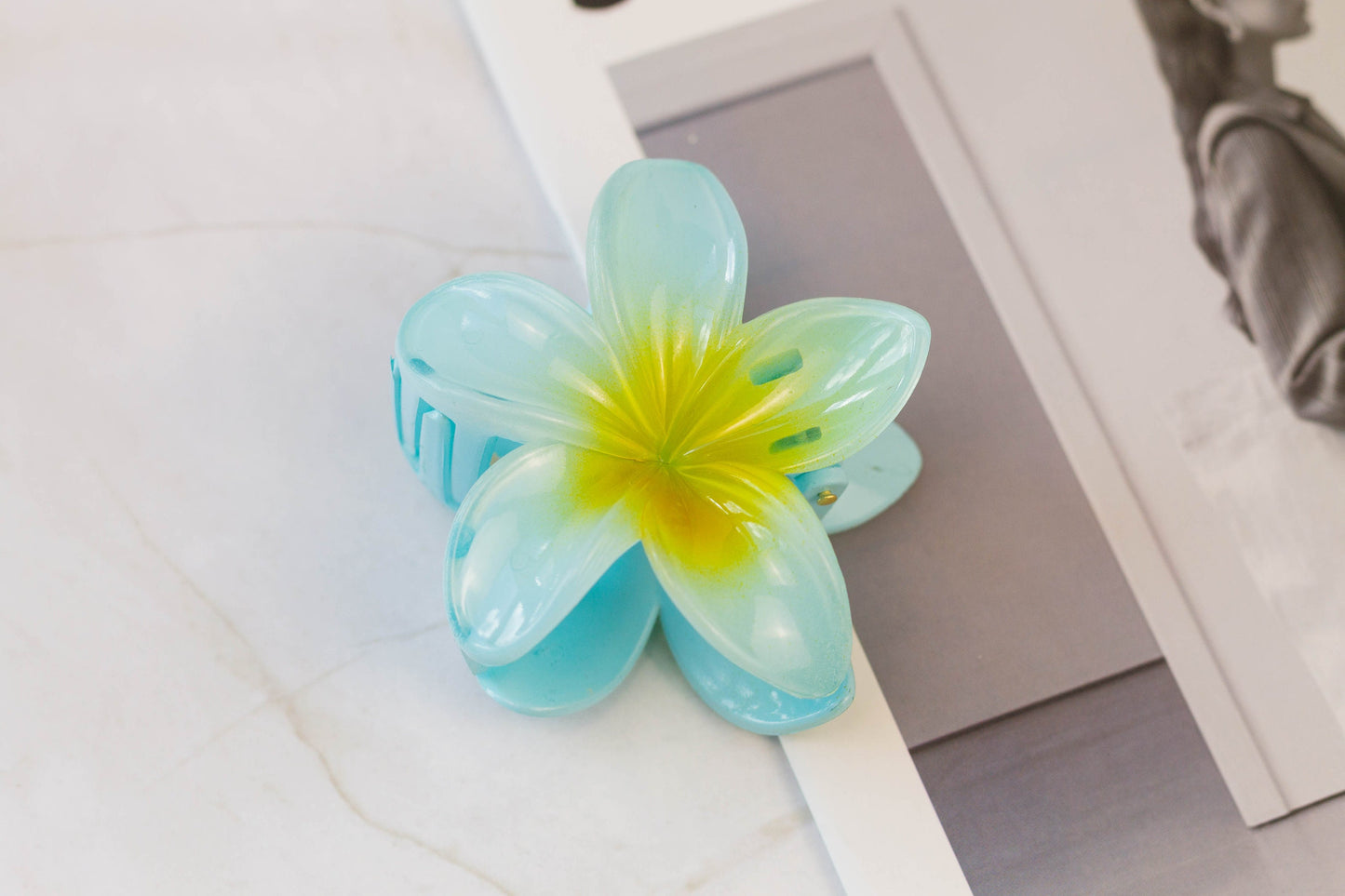 Hawaiian Flower Hair Claw Clip