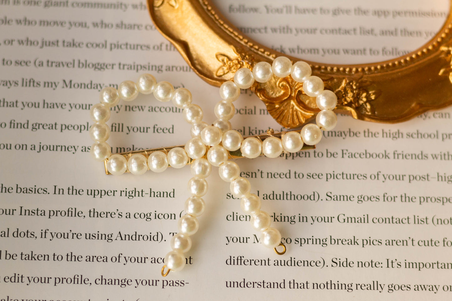 Pearl Hair Bow Clip