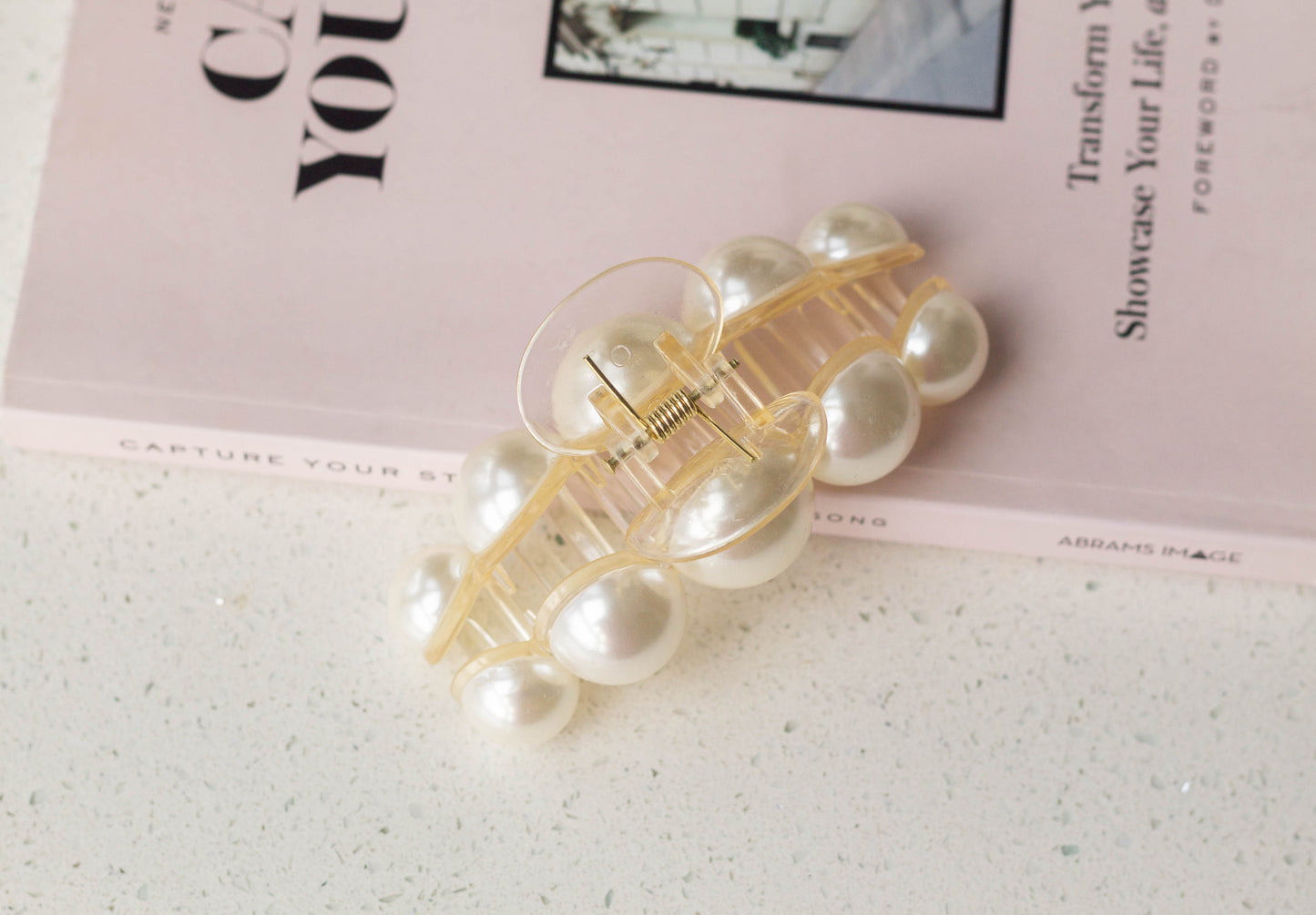 Pearl Hair Claw