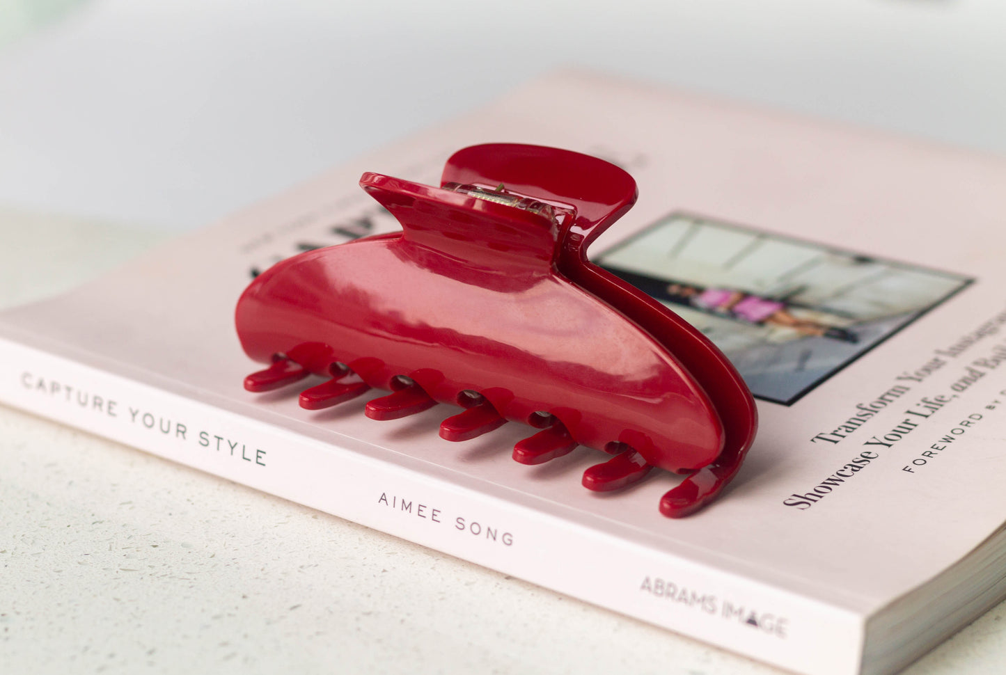 Cherry Red Hair Claw