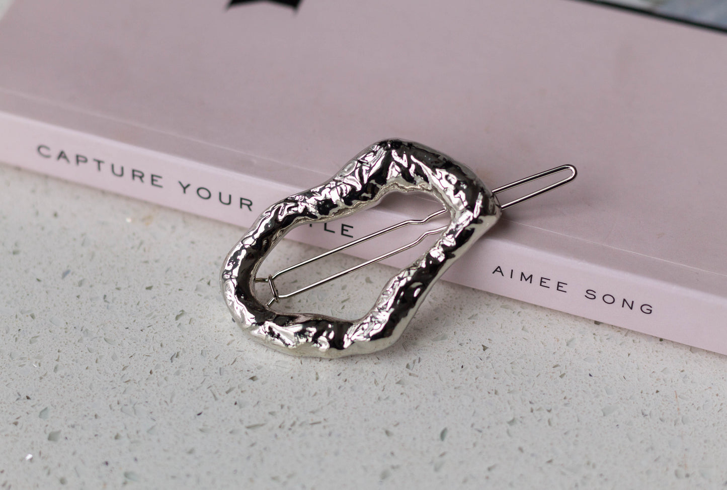 Irregular Metal Oval Hair Pin