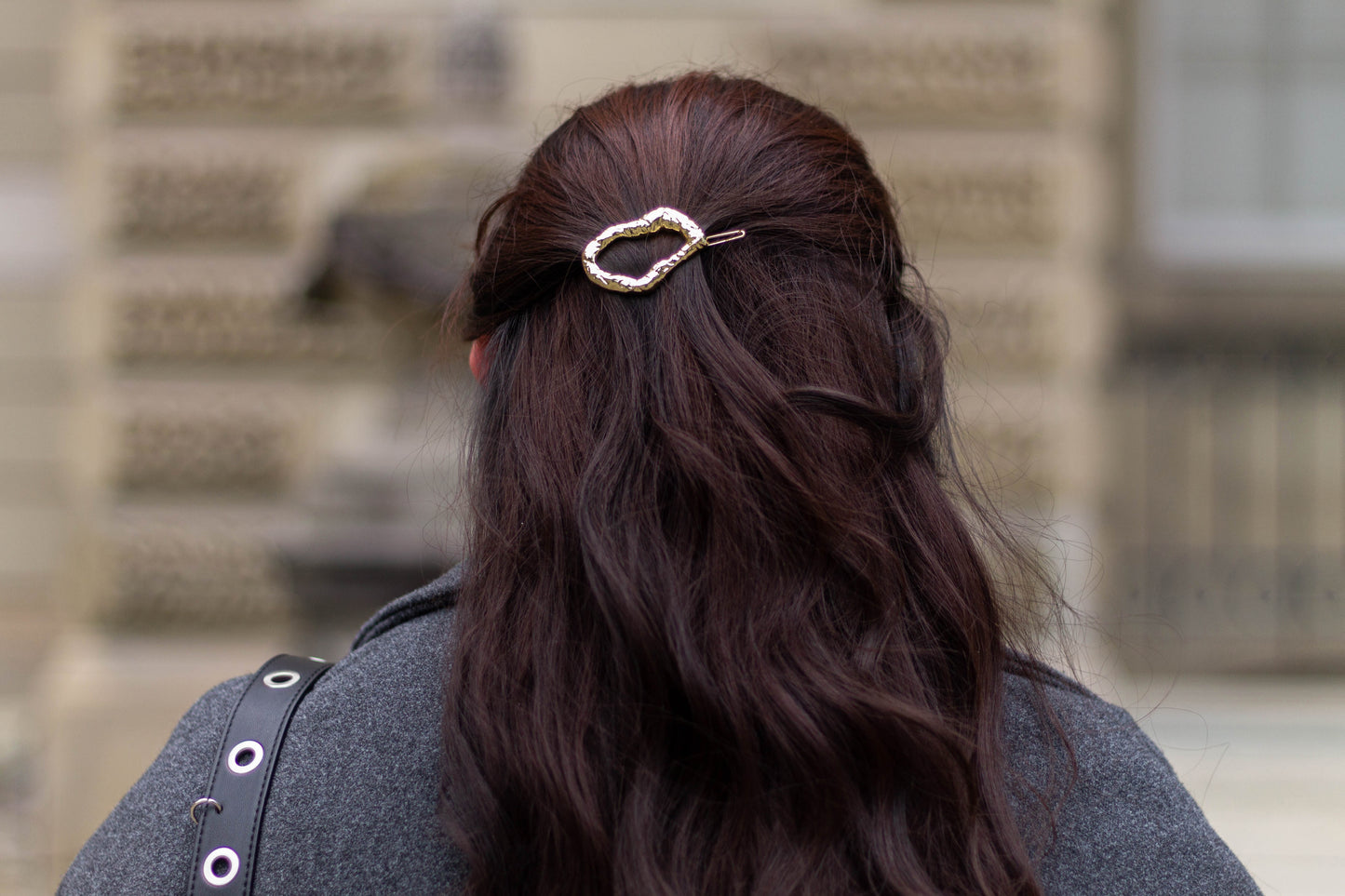 Irregular Metal Oval Hair Pin