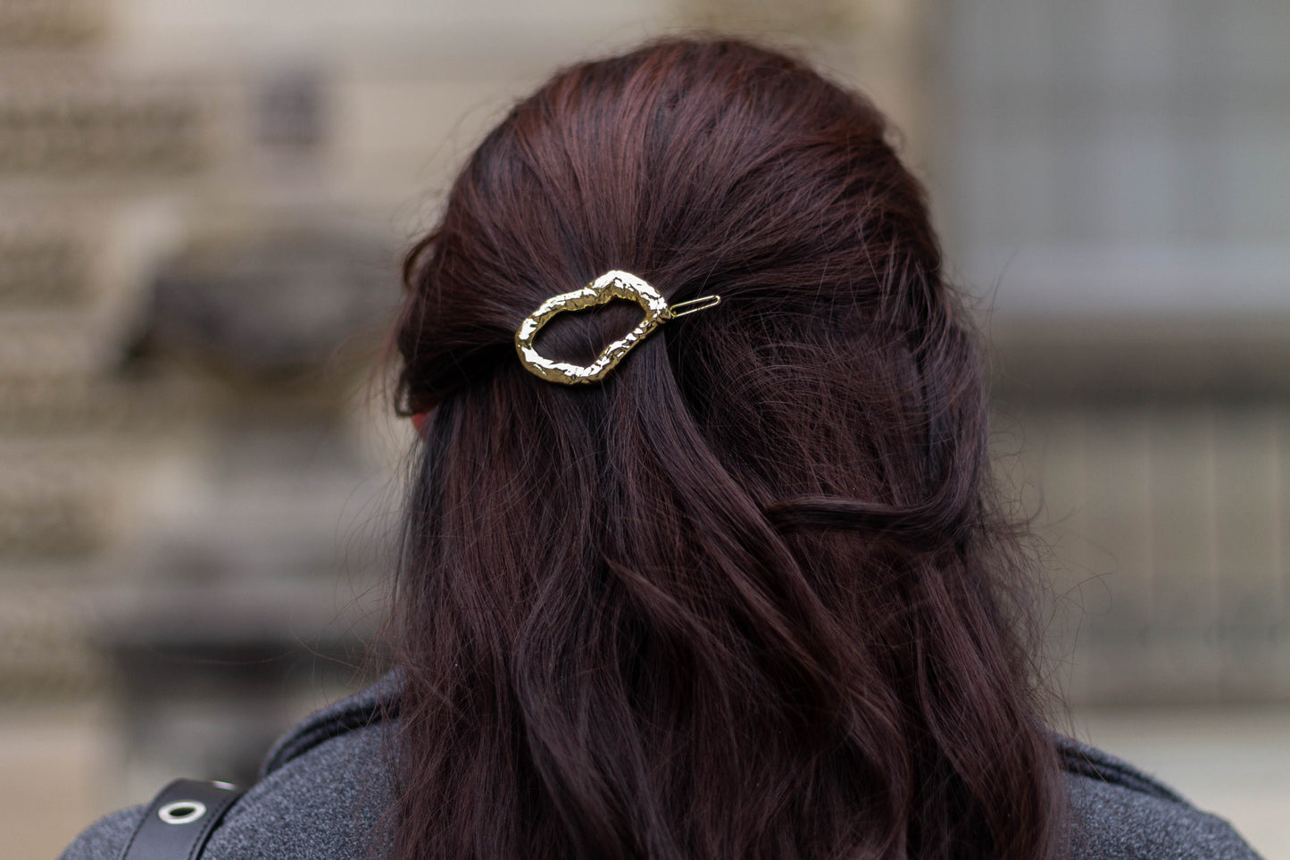 Irregular Metal Oval Hair Pin