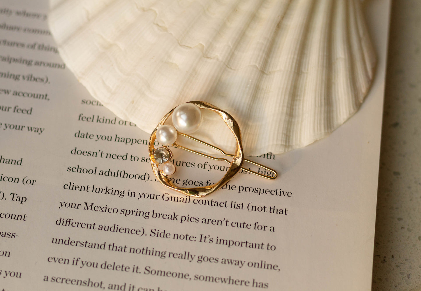 Mini Pearl Gem Circle Hairpin