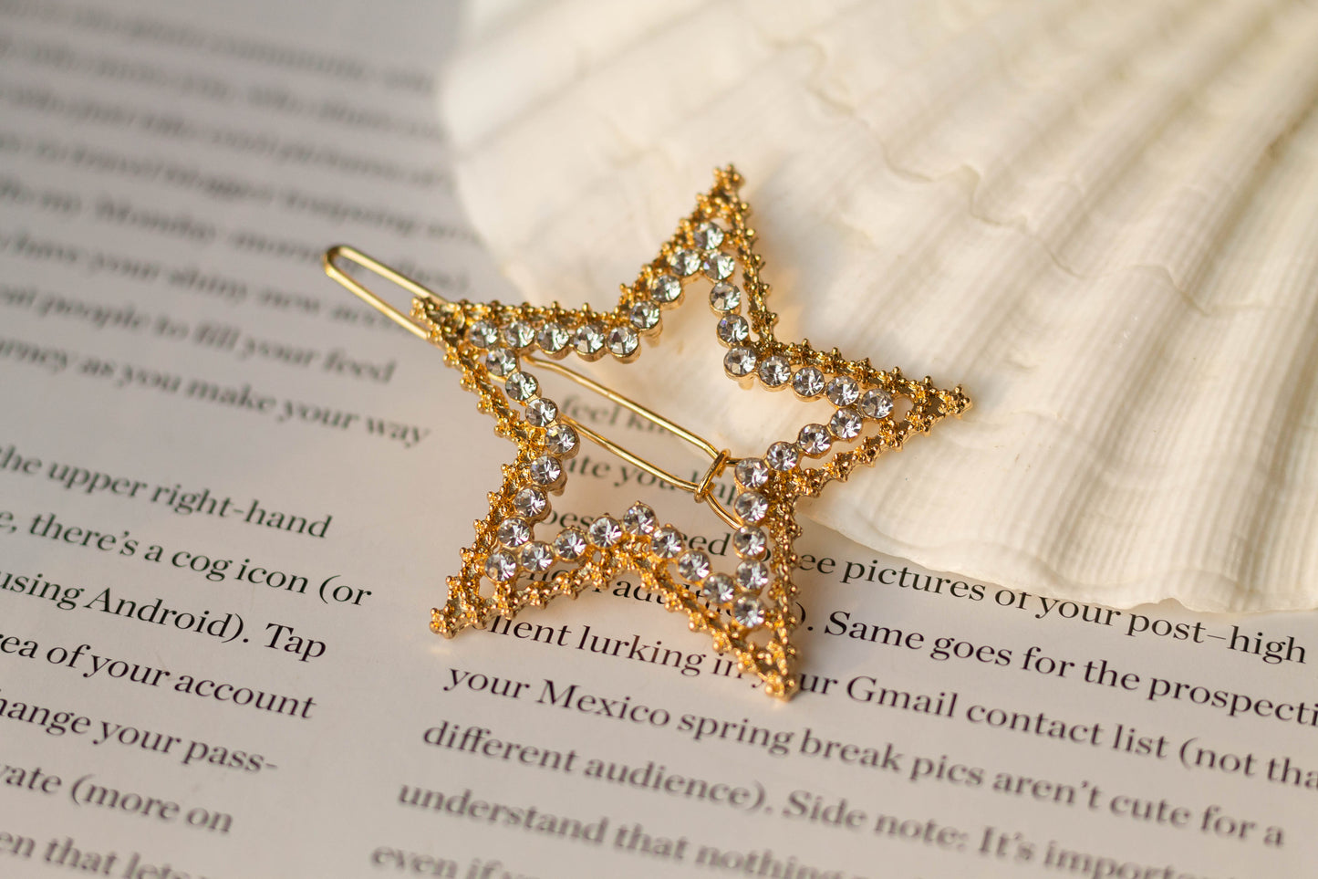 Rhinestone Gold Star Hair Pin